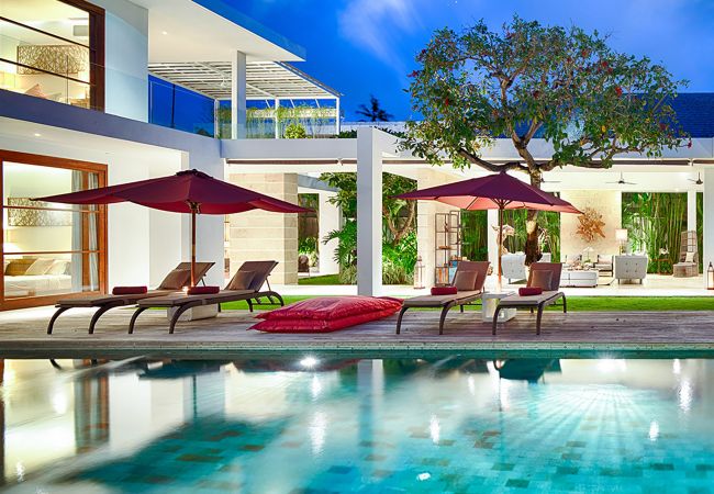 Villa en Seminyak - Casa Brio- Casa de lujo cerca de la playa en Bali  Villa en Seminyak - Casa Brio- Casa de lujo cerca de la playa en Bali