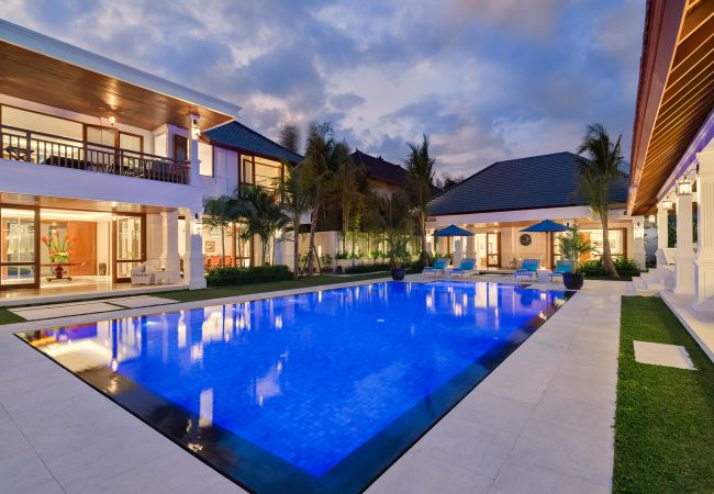 Villa en Seminyak - Windu Asri - Casa de lujo al lado de la playa de Bali 