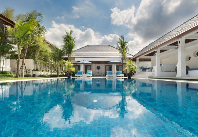 Villa en Seminyak - Windu Asri - Casa de lujo al lado de la playa de Bali 
