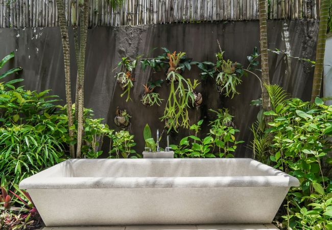 Villa en Seminyak -  Jajaliluna-  Casa de lujo cerca de la playa en Bali Villa en Seminyak -  Jajaliluna-  Casa de lujo cerca de la playa en Bali
