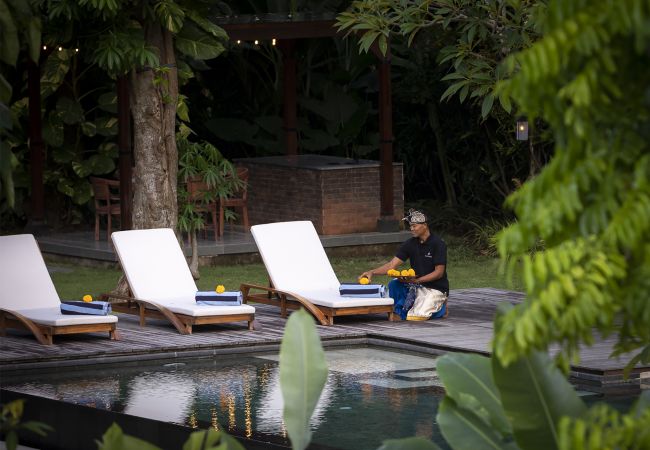 Villa en Mengwi - Bangkuang - Villa con piscina cerca de la playa de Bali Villa en Mengwi - Bangkuang - Villa con piscina cerca de la playa de Bali