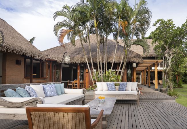 Villa en Mengwi - Bangkuang - Villa con piscina cerca de la playa de Bali Villa en Mengwi - Bangkuang - Villa con piscina cerca de la playa de Bali