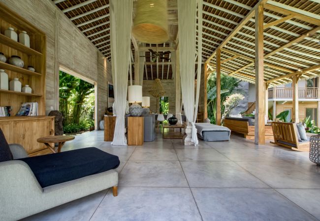 Villa en Kerobokan - Alea Estate- Espectacular casa de 18 personas con piscina en Bali