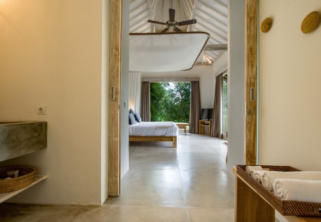 Villa en Kerobokan - Alea Estate- Espectacular casa de 18 personas con piscina en Bali Villa en Kerobokan - Alea Estate- Espectacular casa de 18 personas con piscina en Bali