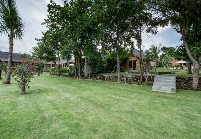 Villa en Kerobokan - Alea Estate- Espectacular casa de 18 personas con piscina en Bali Villa en Kerobokan - Alea Estate- Espectacular casa de 18 personas con piscina en Bali