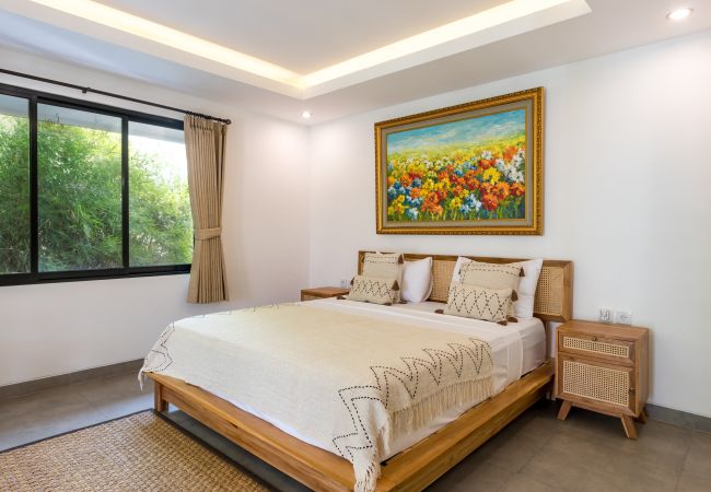 Villa en Seminyak - Ambalika- Casa de 3 habitacions con piscina cerca de la playa de Bali Villa en Seminyak - Ambalika- Casa de 3 habitacions con piscina cerca de la playa de Bali