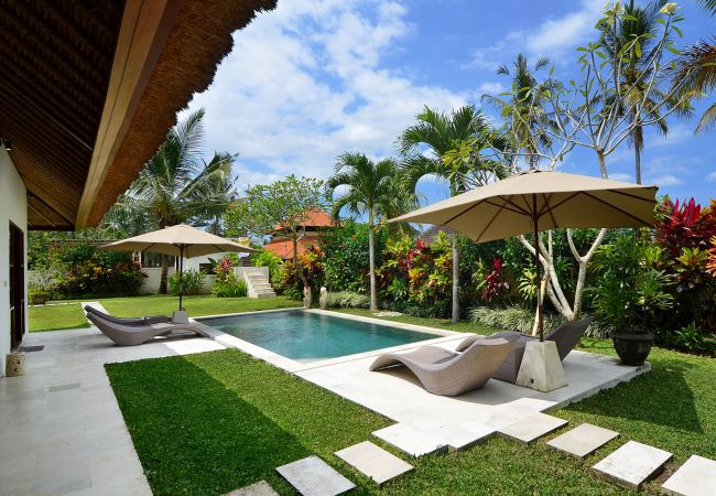 Villa en Ubud - Candi Kecil Tiga - Villa de 3 habitaciones con piscina en Bali