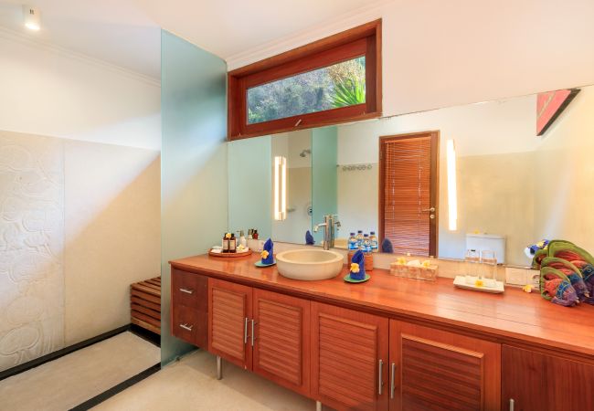 Villa en Candidasa - pantai candidasa - Bonita casa de 2 habitaciones con  impresionantes vistas al mar en Bali Villa en Candidasa - pantai candidasa - Bonita casa de 2 habitaciones con  impresionantes vistas al mar en Bali