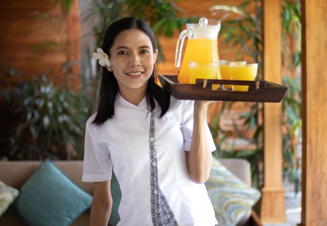 Villa en Kerobokan - Little Manao - Bonita casa de 4 habitaciones con piscina en Bali Villa en Kerobokan - Little Manao - Bonita casa de 4 habitaciones con piscina en Bali