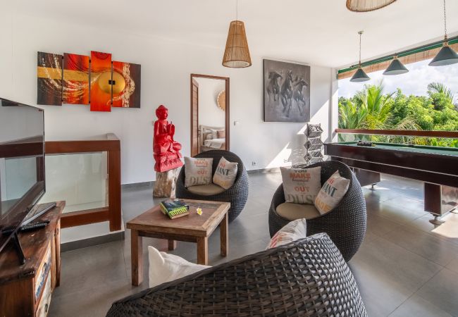 Villa en Seminyak - Wiana- Villa para 6 personas con piscina cerca de la playa de Bali Villa en Seminyak - Wiana- Villa para 6 personas con piscina cerca de la playa de Bali