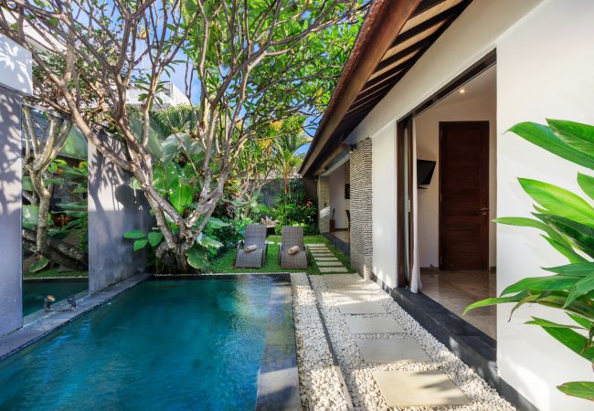 Villa en Seminyak - Anjali Purple - Villa de 1 habitación con piscina en Bali