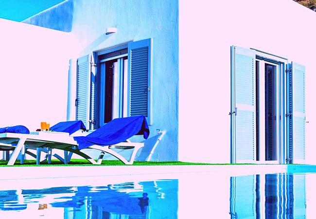 Villa en Parikia - Espectacular casa con piscina privada de 6 habitaciones en Grecia 