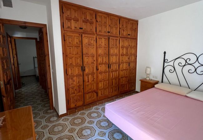 Apartamento en Llafranc - 1CEN B5 - Apartamento con jardín y piscina comunitaria situado en Llafranc, a unos 800m de la playa Apartamento en Llafranc - 1CEN B5 - Apartamento con jardín y piscina comunitaria situado en Llafranc, a unos 800m de la playa
