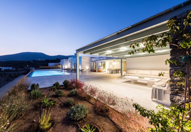 Villa en Paros - Electra -Villa para 10 personas con bonitas vistas al mar en Paros Villa en Paros - Electra -Villa para 10 personas con bonitas vistas al mar en Paros