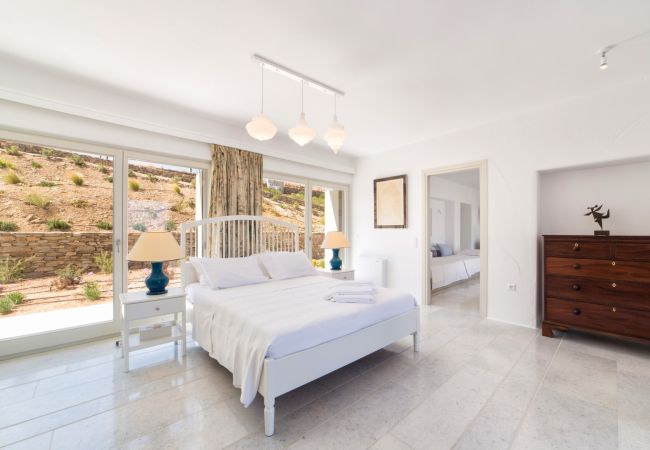 Villa en Paros - Eos - Villa para 10 personas cerca de la playa de Golden Beach (Grecia) Villa en Paros - Eos - Villa para 10 personas cerca de la playa de Golden Beach (Grecia)