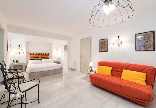 Villa en Paros - Eos - Villa para 10 personas cerca de la playa de Golden Beach (Grecia) Villa en Paros - Eos - Villa para 10 personas cerca de la playa de Golden Beach (Grecia)