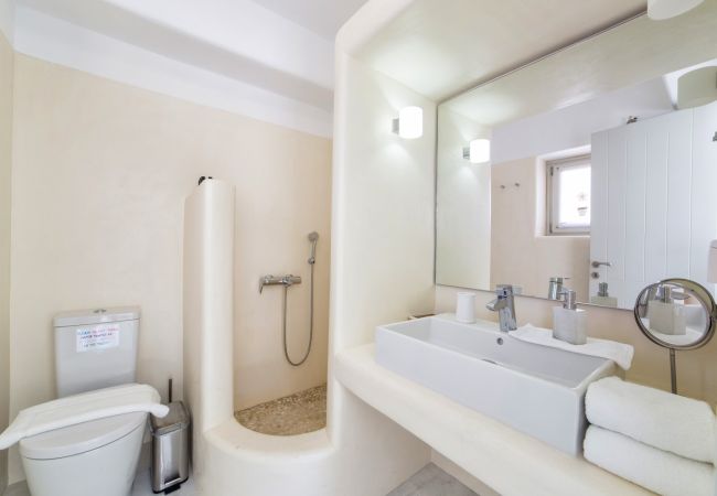 Villa en Paros - Tzane - Villa para 10 personas con piscina cerca de la playa de Paros (Grecia) Villa en Paros - Tzane - Villa para 10 personas con piscina cerca de la playa de Paros (Grecia)