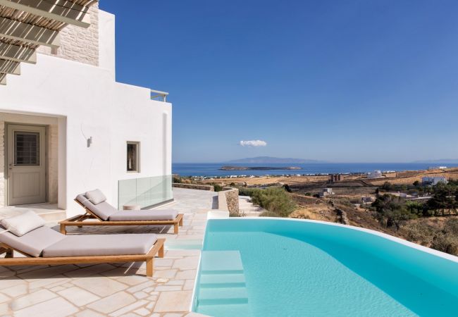 Villa en Paros - Tzane - Villa para 10 personas con piscina cerca de la playa de Paros (Grecia) Villa en Paros - Tzane - Villa para 10 personas con piscina cerca de la playa de Paros (Grecia)