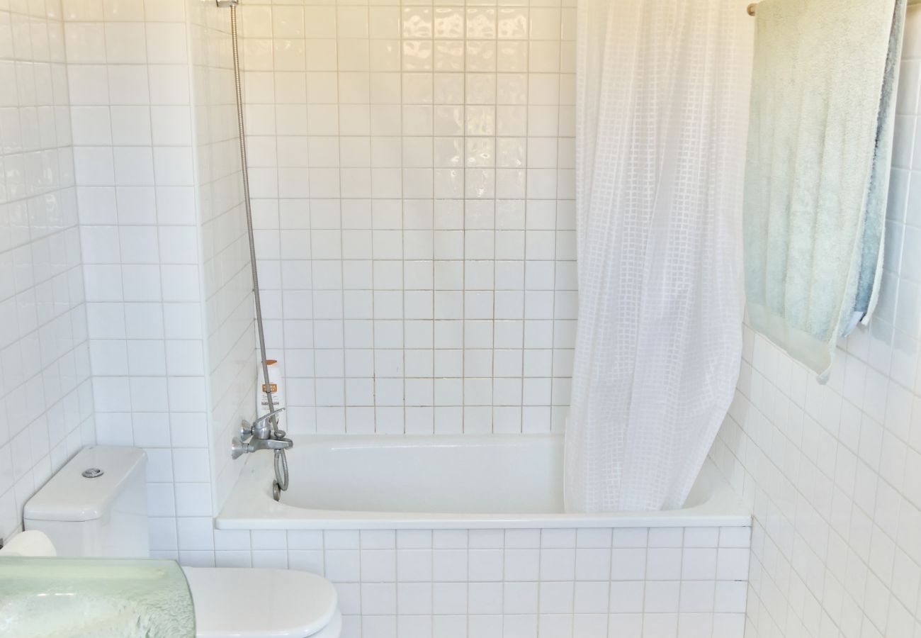 Villa en Pals - Villa para 6 personas con piscina y jardín cerca de la playa de Pals