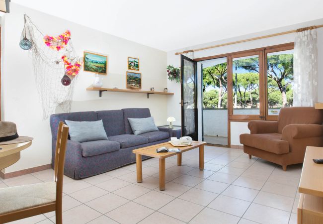 Apartament en Pals - 1ARCH1 Apartament senzill situat a la Platja de Pals, a 150 metres de la platja. Apartament en Pals - 1ARCH1 Apartament senzill situat a la Platja de Pals, a 150 metres de la platja.