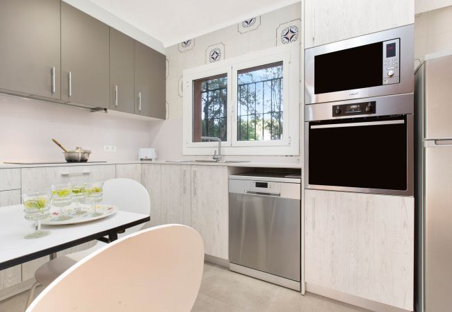 Vil.la en Calella de Palafrugell - 1BENETPL - Casa dividida en 3 apartaments totalment independents, els quals comparteixen una piscina. a tan sols 1 km de la platja de Calella de Palafrugell Vil.la en Calella de Palafrugell - 1BENETPL - Casa dividida en 3 apartaments totalment independents, els quals comparteixen una piscina. a tan sols 1 km de la platja de Calella de Palafrugell