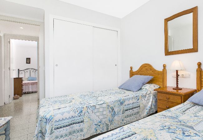 Apartament en Calella de Palafrugell - 1CAN01 - Acollidor apartament per 4 persones amb terrassa situat a prop de la platja de Calella de Palafrugell