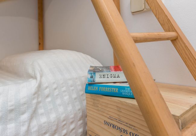 Apartament en Calella de Palafrugell - 1CAN02 - Apartament per 6 persones amb terrassa situat a primera línia de mar a Calella de Palafrugell  Apartament en Calella de Palafrugell - 1CAN02 - Apartament per 6 persones amb terrassa situat a primera línia de mar a Calella de Palafrugell