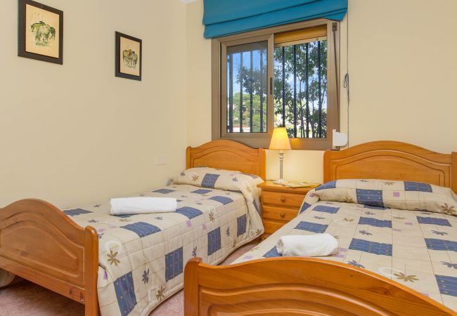 Vil.la en Vidreres - 2CON01 - Acollidora casa de 4 habitacions amb jardí i piscina privada ubicada en una zona tranquil·la Vil.la en Vidreres - 2CON01 - Acollidora casa de 4 habitacions amb jardí i piscina privada ubicada en una zona tranquil·la