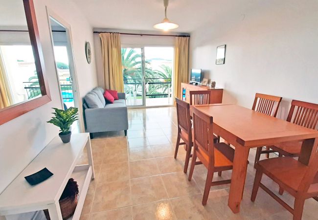 Apartament en Calella de Palafrugell - 1CB E6 - Apartament avec 2 habitacions en una zona molt tranquil·la amb jardí i piscina comunitària a prop de la platja de Calella de Palafrugell Apartament en Calella de Palafrugell - 1CB E6 - Apartament avec 2 habitacions en una zona molt tranquil·la amb jardí i piscina comunitària a prop de la platja de Calella de Palafrugell