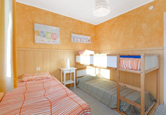 Apartament en Calella de Palafrugell - 1CB K2 -Apartament amb 2 habitacions en una zona molt tranquil·la amb jardí i piscina comunitària a prop de la platja de Calella de Palafrugell Apartament en Calella de Palafrugell - 1CB K2 -Apartament amb 2 habitacions en una zona molt tranquil·la amb jardí i piscina comunitària a prop de la platja de Calella de Palafrugell