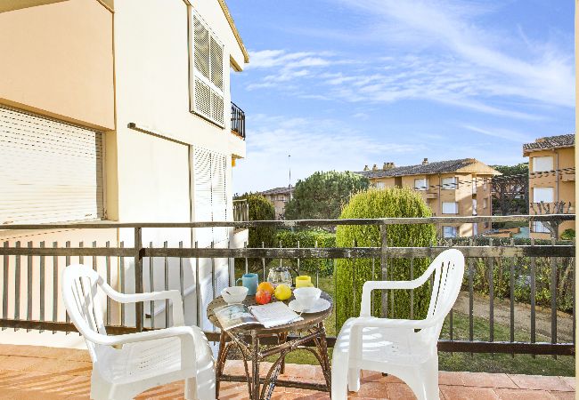 Apartament en Calella de Palafrugell - 1CB N2 -Apartament amb 2 habitacions en una zona molt tranquil·la amb jardí i piscina comunitària a prop de la platja de Calella de Palafrugell Apartament en Calella de Palafrugell - 1CB N2 -Apartament amb 2 habitacions en una zona molt tranquil·la amb jardí i piscina comunitària a prop de la platja de Calella de Palafrugell