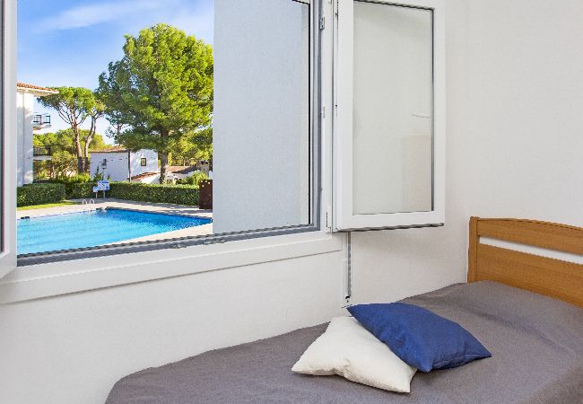 Apartament en Calella de Palafrugell - 1CB N2 -Apartament amb 2 habitacions en una zona molt tranquil·la amb jardí i piscina comunitària a prop de la platja de Calella de Palafrugell Apartament en Calella de Palafrugell - 1CB N2 -Apartament amb 2 habitacions en una zona molt tranquil·la amb jardí i piscina comunitària a prop de la platja de Calella de Palafrugell