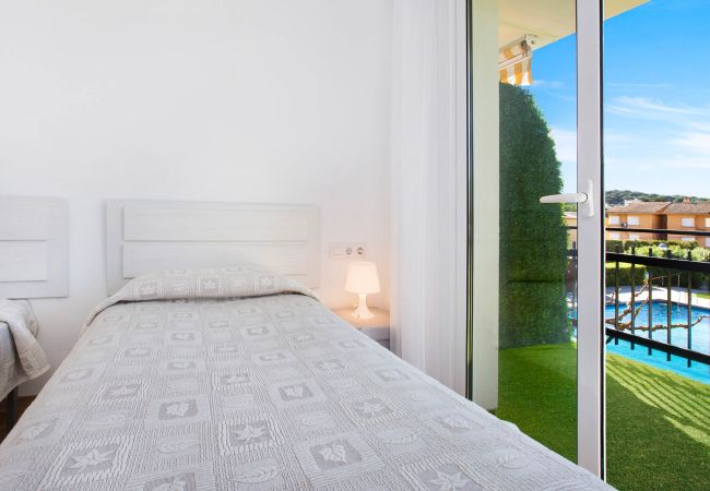 Apartament en Calella de Palafrugell - 1CB T4 -Apartament totalment reformat en una zona molt tranquil·la amb jardí i piscina comunitària a prop de la platja de Calella de Palafrugell Apartament en Calella de Palafrugell - 1CB T4 -Apartament totalment reformat en una zona molt tranquil·la amb jardí i piscina comunitària a prop de la platja de Calella de Palafrugell