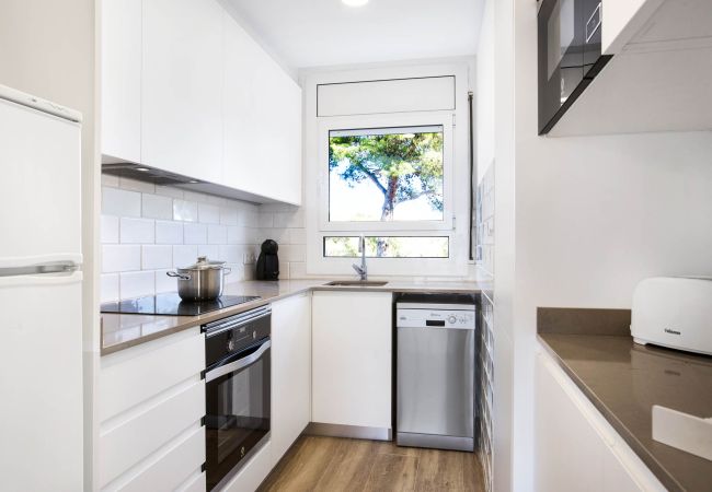 Apartament en Calella de Palafrugell - 1CB T4 -Apartament totalment reformat en una zona molt tranquil·la amb jardí i piscina comunitària a prop de la platja de Calella de Palafrugell Apartament en Calella de Palafrugell - 1CB T4 -Apartament totalment reformat en una zona molt tranquil·la amb jardí i piscina comunitària a prop de la platja de Calella de Palafrugell