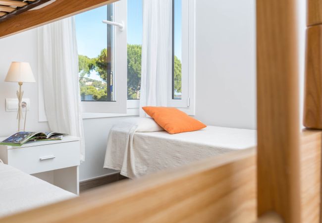 Apartament en Calella de Palafrugell - 1I 58 - Apartament reformat amb piscina comunitària situat a pocs minuts caminant de la platja de Calella de Palafrugell Apartament en Calella de Palafrugell - 1I 58 - Apartament reformat amb piscina comunitària situat a pocs minuts caminant de la platja de Calella de Palafrugell