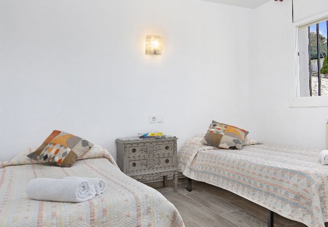 Vil.la en Vidreres - 2MARI01 - Casa amb 6 habitacions i piscina privada situada a una zona tranquil·la Vil.la en Vidreres - 2MARI01 - Casa amb 6 habitacions i piscina privada situada a una zona tranquil·la