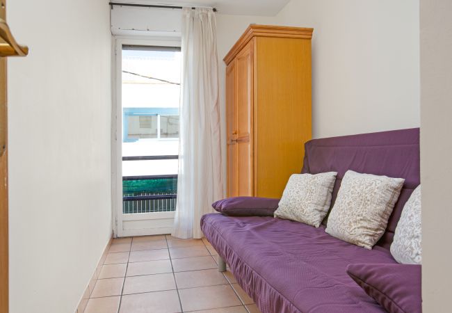 Apartament en Llafranc - 1MON 01 - Apartament cèntric amb garatge, situat a 200 metres de la  bonica platja de Llafranc