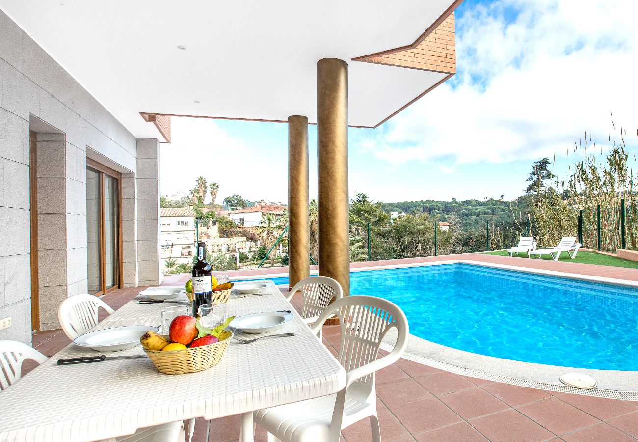 Vil.la en Lloret de Mar -  2PAU01- Preciosa casa per a 8 persones amb piscina privada situada a prop de la platja de Lloret de Mar