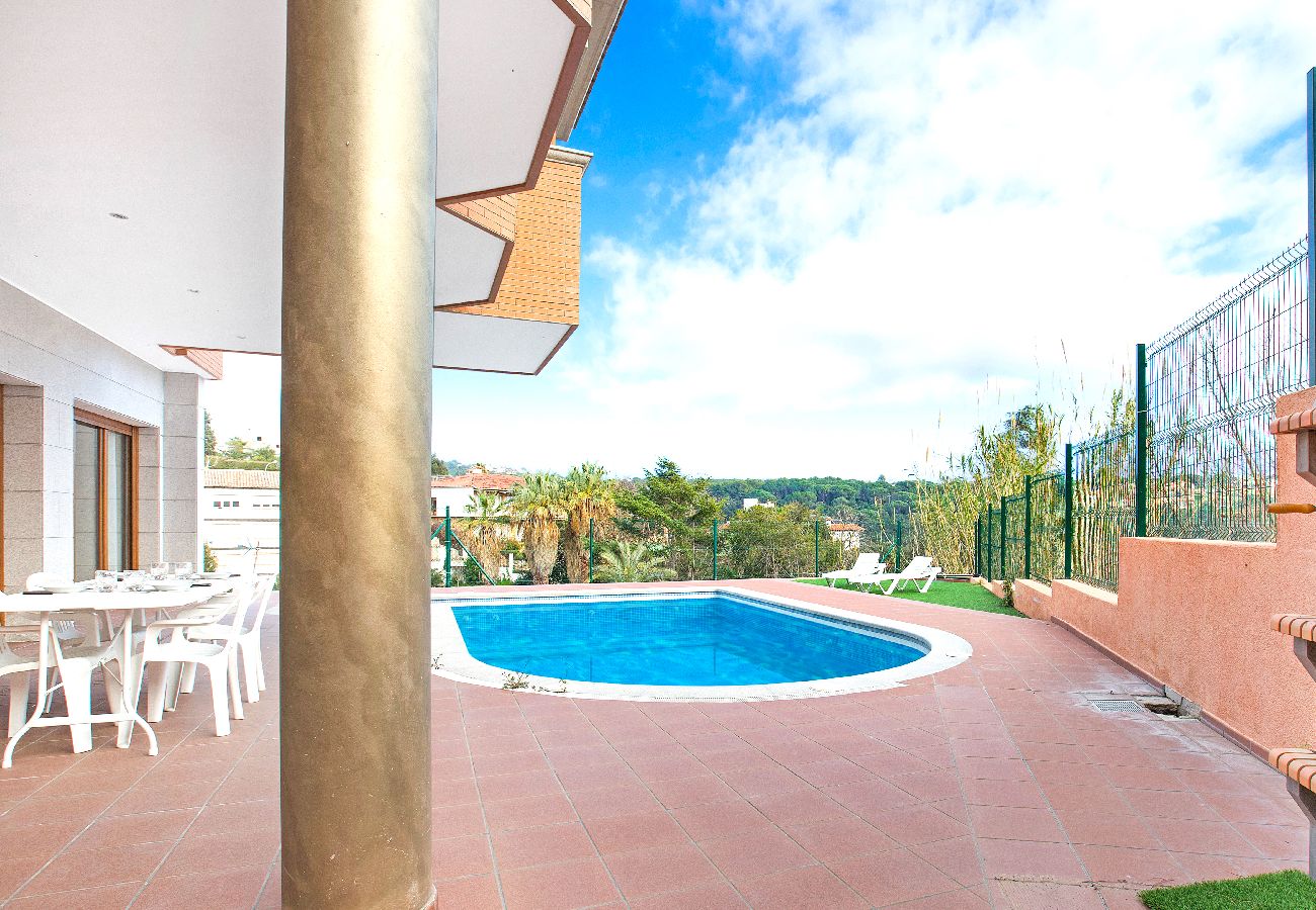 Vil.la en Lloret de Mar -  2PAU01- Preciosa casa per a 8 persones amb piscina privada situada a prop de la platja de Lloret de Mar