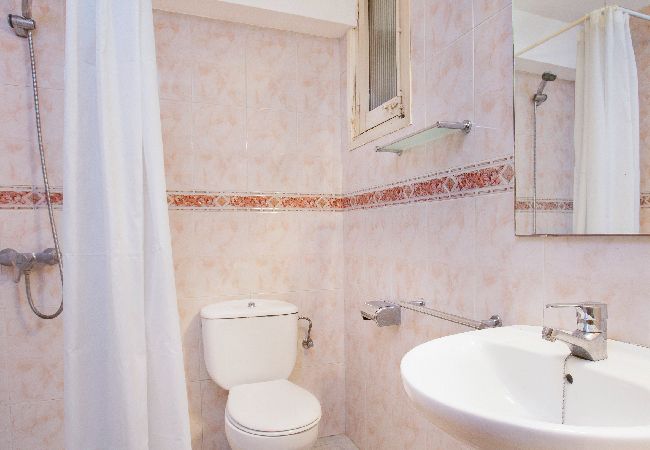 Apartament en Llafranc - 1PLG PL - Apartament senzill amb 3 habitacions a només 150 metres de la bonica platja de Llafranc Apartament en Llafranc - 1PLG PL - Apartament senzill amb 3 habitacions a només 150 metres de la bonica platja de Llafranc