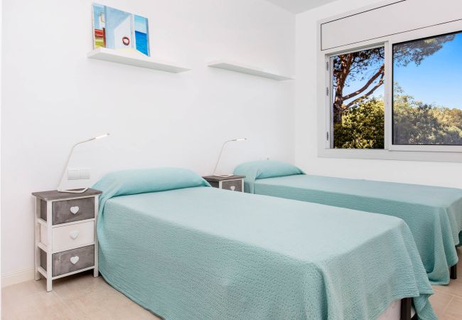 Apartament en Calella de Palafrugell - 1PUIGA 02 - Acollidor apartament amb terrassa i magnifiques vistes al mar situat a pocs minuts caminant de la platja de Calella de Palafrugell Apartament en Calella de Palafrugell - 1PUIGA 02 - Acollidor apartament amb terrassa i magnifiques vistes al mar situat a pocs minuts caminant de la platja de Calella de Palafrugell