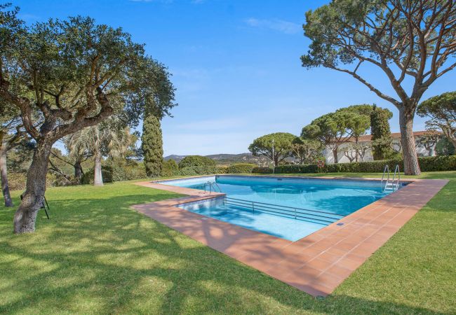 Apartament en Calella de Palafrugell - 1PUIGA 02 - Acollidor apartament amb terrassa i magnifiques vistes al mar situat a pocs minuts caminant de la platja de Calella de Palafrugell Apartament en Calella de Palafrugell - 1PUIGA 02 - Acollidor apartament amb terrassa i magnifiques vistes al mar situat a pocs minuts caminant de la platja de Calella de Palafrugell