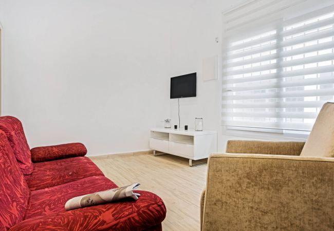 Apartament en Llafranc - 1SICA 01 - Apartament reformat situat a Llafranc, a només 100 m de la platja  Apartament en Llafranc - 1SICA 01 - Apartament reformat situat a Llafranc, a només 100 m de la platja