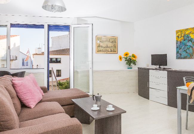 Apartament en Calella de Palafrugell - 1SOLIVE - Apartament amb àmplia terrassa a tan sols 100m de la platja de Calella de Palafrugell