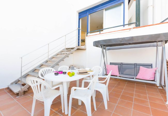 Apartament en Calella de Palafrugell - 1SOLIVE - Apartament amb àmplia terrassa a tan sols 100m de la platja de Calella de Palafrugell Apartament en Calella de Palafrugell - 1SOLIVE - Apartament amb àmplia terrassa a tan sols 100m de la platja de Calella de Palafrugell