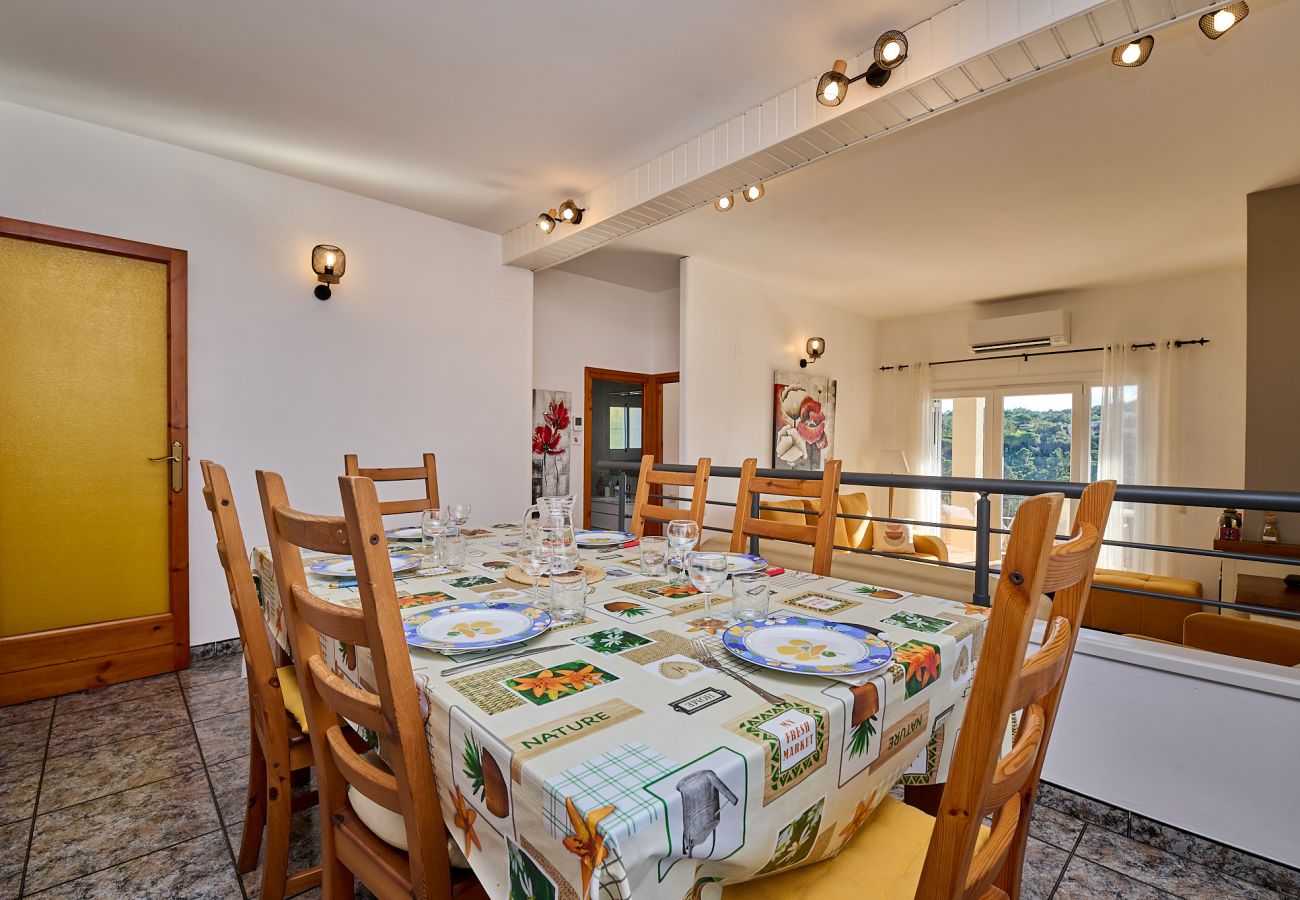 Vil.la en Lloret de Mar - 2SOPH01 - Maison cosy avec piscine privée pour 8 personnes située dans un quartier résidentiel très calme.