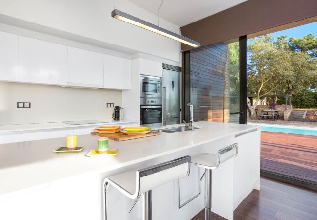 Vil.la en Lloret de Mar -  2CAT01 - Espectacular casa amb piscina privada i impressionants vistes al mar situada a una zona residencial tranquil·la a tan sols 3 km de la platja Vil.la en Lloret de Mar -  2CAT01 - Espectacular casa amb piscina privada i impressionants vistes al mar situada a una zona residencial tranquil·la a tan sols 3 km de la platja