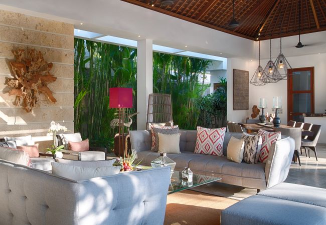 Vil.la en Seminyak - Casa Brio - Casa de lujo cerca de la playa en Bali 