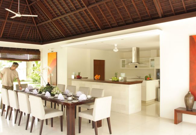 Vil.la en Canggu - Asante - Villa con piscina cerca de la playa en Bali Vil.la en Canggu - Asante - Villa con piscina cerca de la playa en Bali