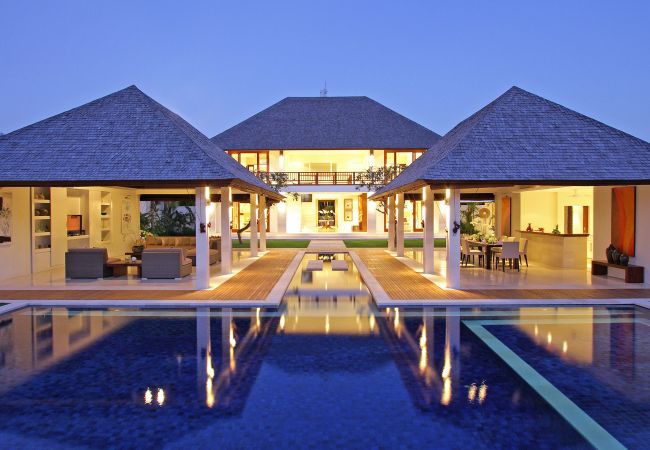 Vil.la en Canggu - Asante - Villa con piscina cerca de la playa en Bali Vil.la en Canggu - Asante - Villa con piscina cerca de la playa en Bali